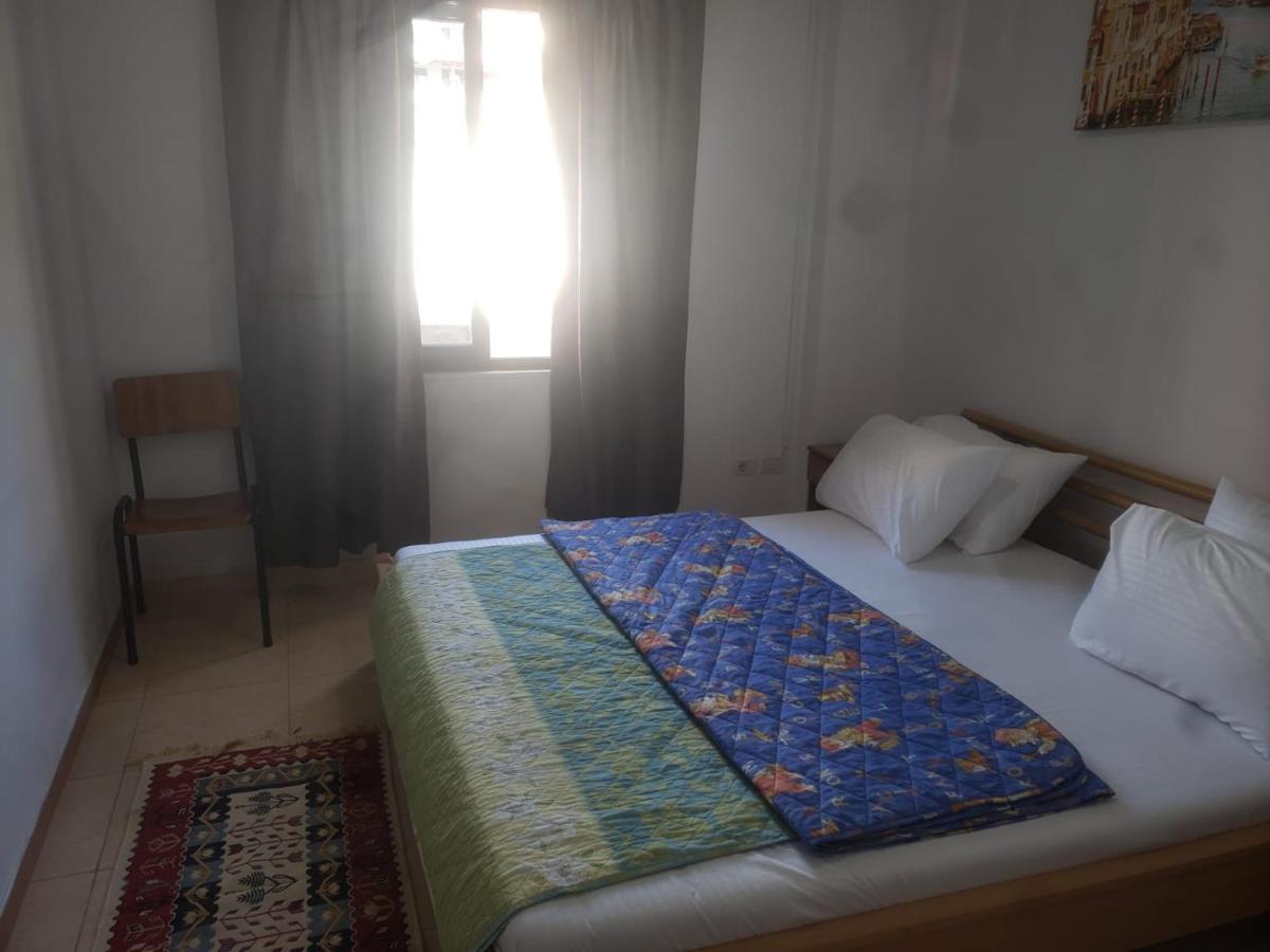 Hostel Split Rock تيرانا المظهر الخارجي الصورة