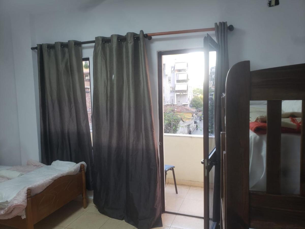 Hostel Split Rock تيرانا المظهر الخارجي الصورة