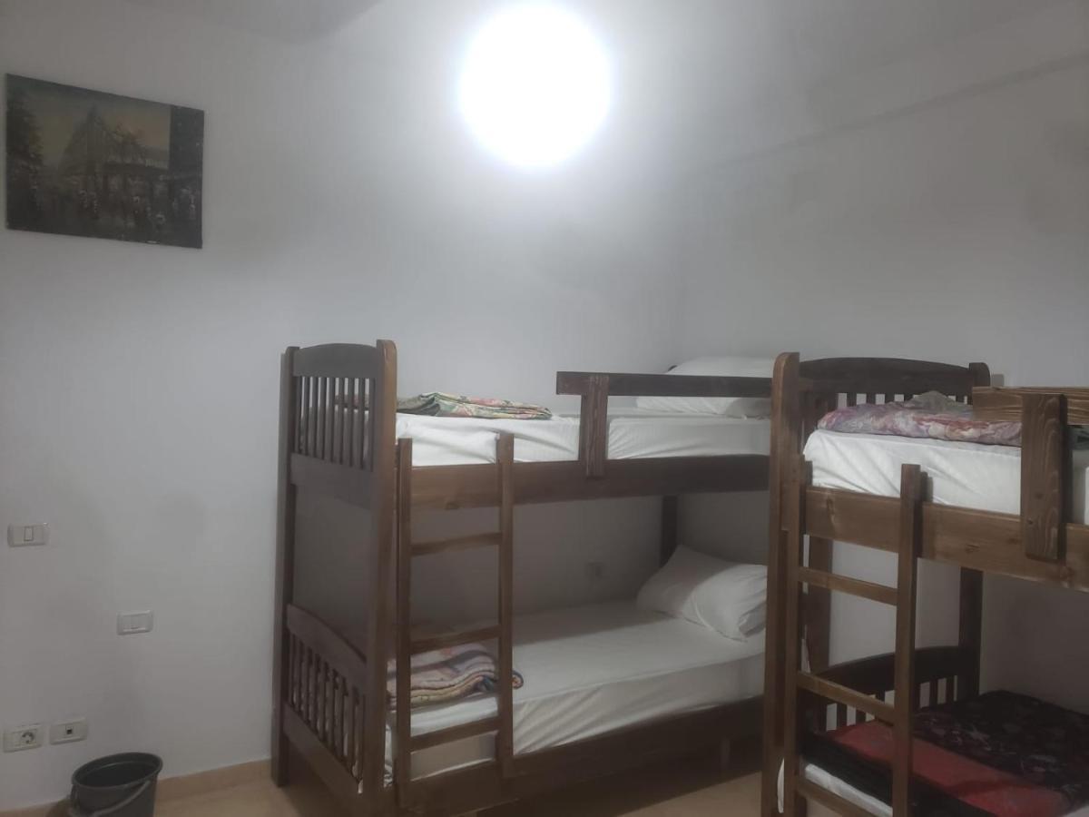 Hostel Split Rock تيرانا المظهر الخارجي الصورة