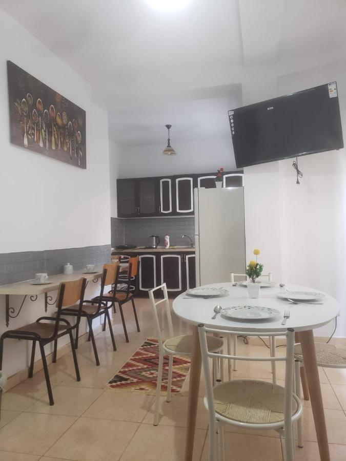 Hostel Split Rock تيرانا المظهر الخارجي الصورة