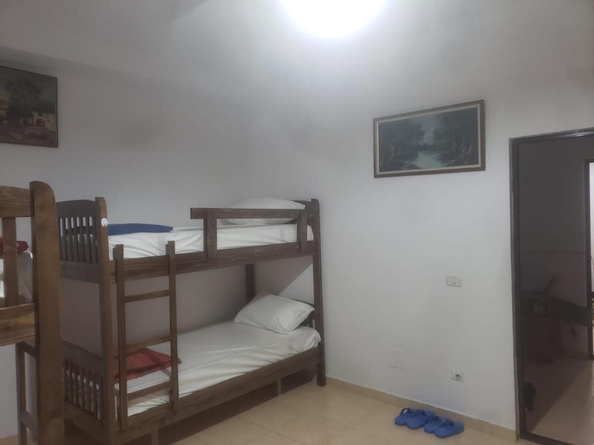 Hostel Split Rock تيرانا المظهر الخارجي الصورة