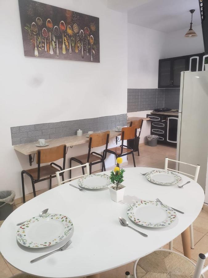 Hostel Split Rock تيرانا المظهر الخارجي الصورة